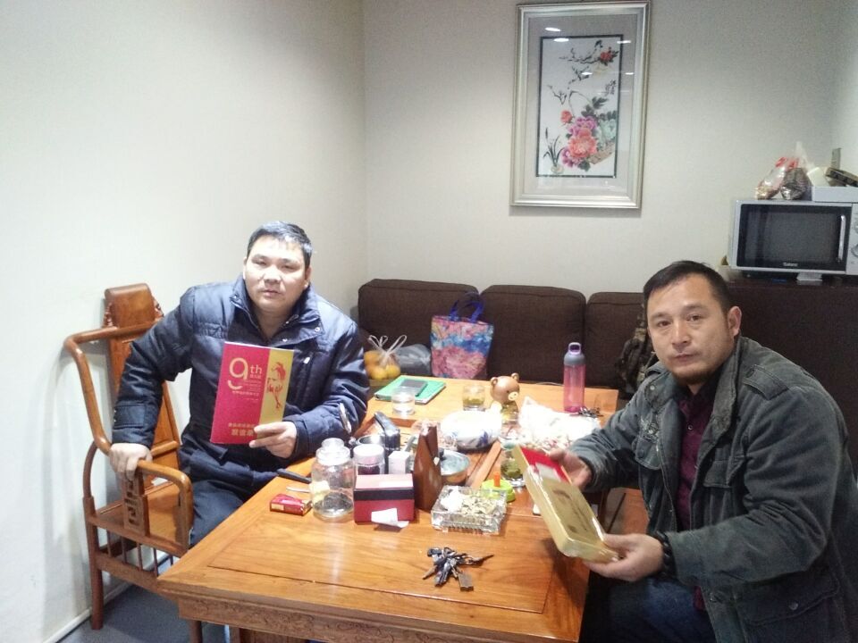 苏州联谊会会长马兵团和在苏州工作的马玉彪